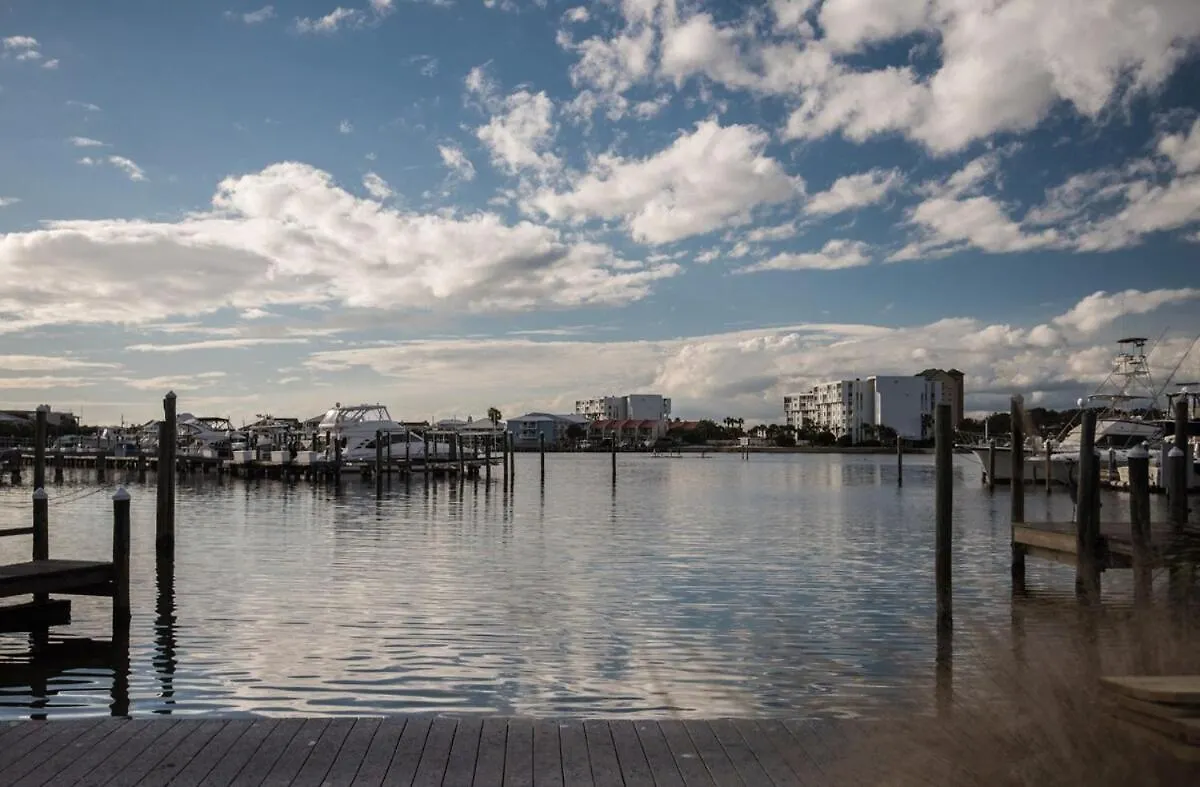 Nobles Nest Condo In Destin 0*,