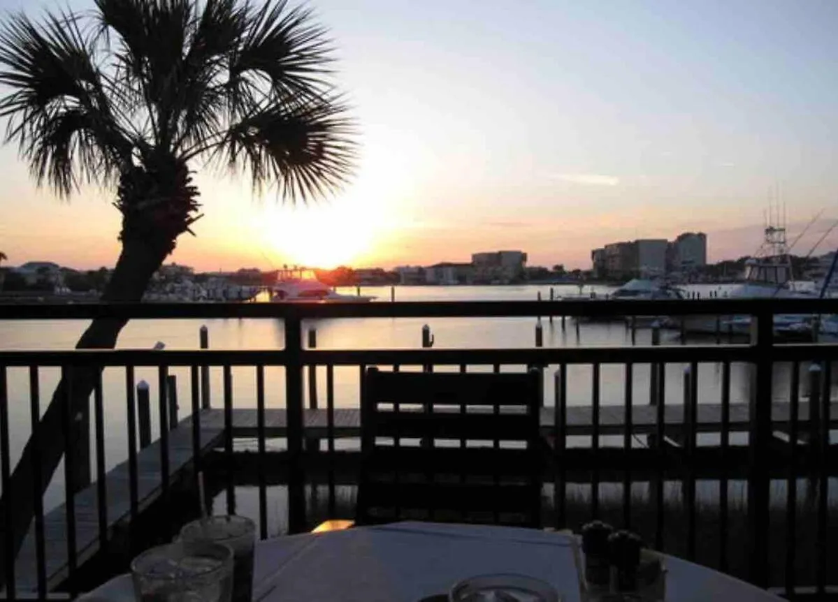 Apartment Nobles Nest Condo In Destin